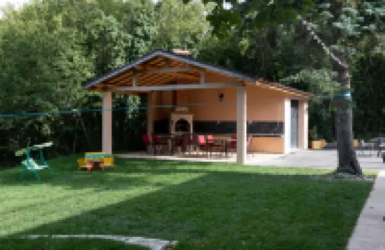 Queens Cottage Hotels in 