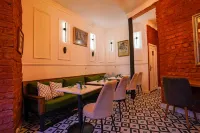 St Moscow Taksim by Emmy