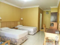 Toraja Prince Hotel Hotel dekat D' TOMBI HIGHLAND RESORT