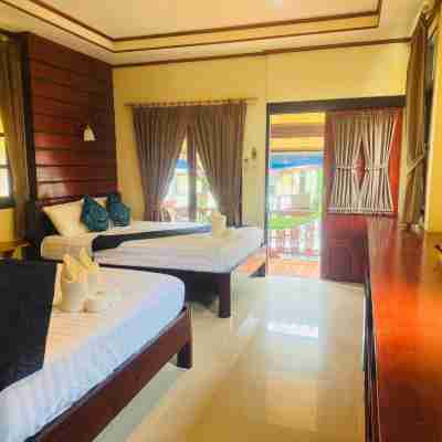 Starlight Haadrin Resort Rooms
