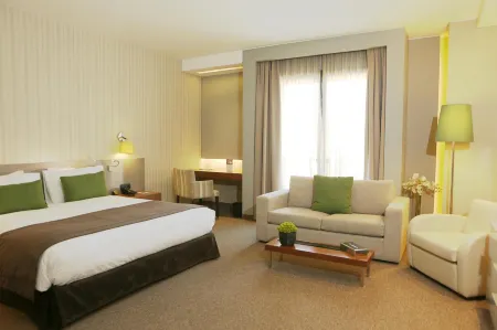 ParkTower Suites