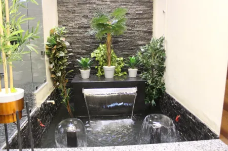 Hotel Shri Anand Dham 100 M from Shrinathji Temple