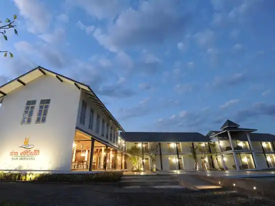 น่านศรีปันนา รีสอร์ท Hotel Exterior