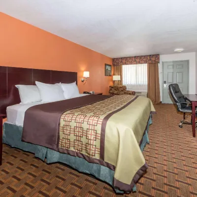 Days Inn by Wyndham Amarillo - Medical Center Hotels near Helium Monument