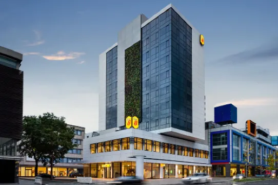 Super 8 by Wyndham Koblenz