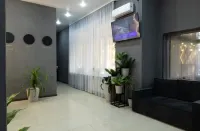 Oazis فنادق في مينيرالني فودي