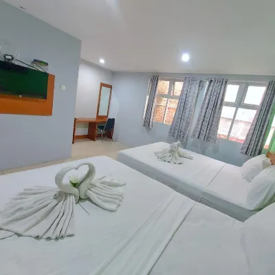 The Aurora by Makati Các khách sạn gần Thác nước Cimahi