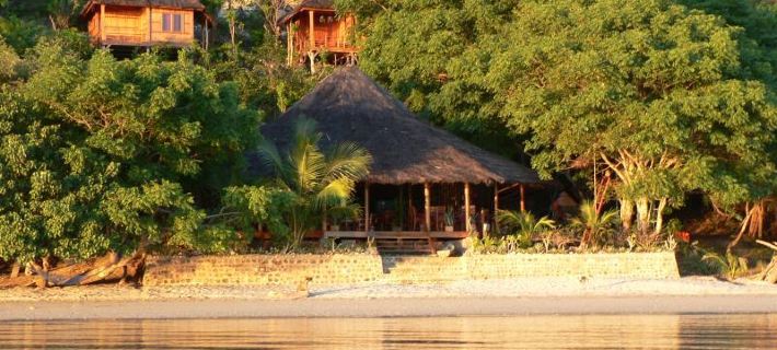 Waecicu Eden Beach Hotel Hotel di Labuan Bajo