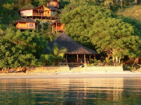 Waecicu Eden Beach Hotel