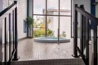 Quality Inn & Conference Centre - Hot Tub