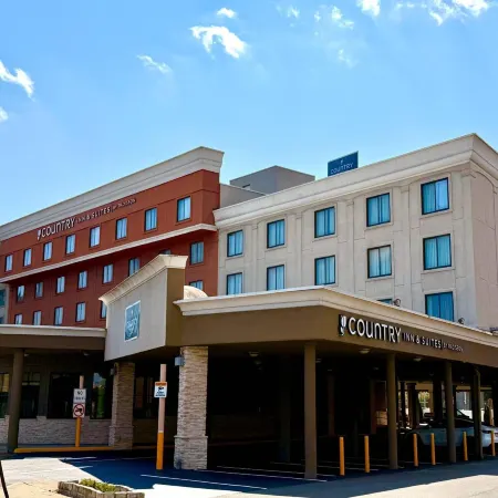 Country Inn & Suites by Radisson, Downtown Albany New York