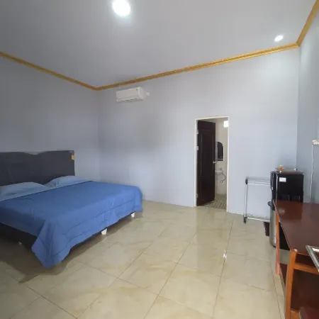 PENGINAPAN CHARIS Отели в г. Північний Серам