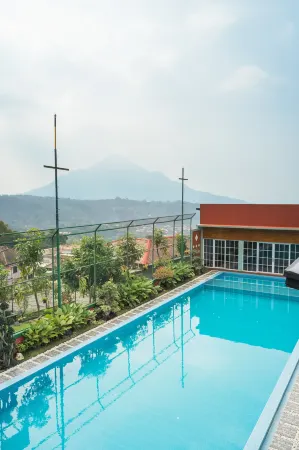 Villa Maison Tretes Отели рядом с достопримечательностью «Putuk Truno Waterfall»