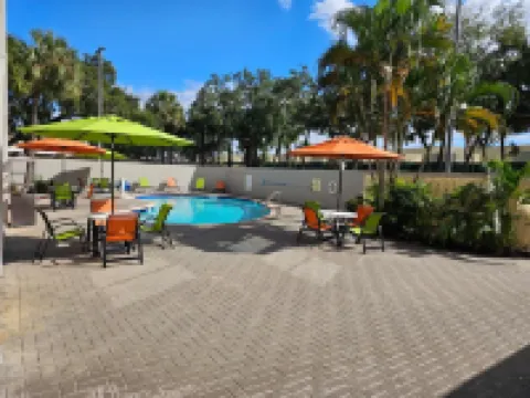 迪爾菲爾德海灘I-95拉昆塔温德姆套房酒店