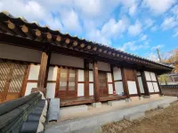 Cheongbaek Hanok Pension