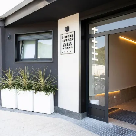 Urbaia Rooms