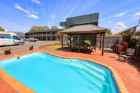 City Reach Motel - Yüzme Havuzu