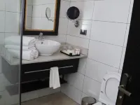 Monty Suites Calabar Hotel di Calabar
