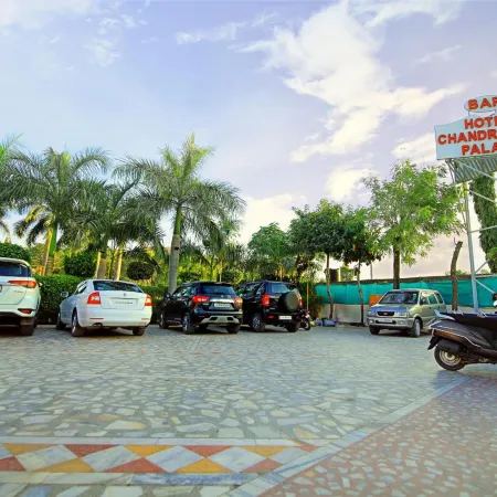 Hotel Chandrawati Palace