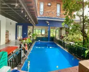 A THIA HOMESTAY - Pools