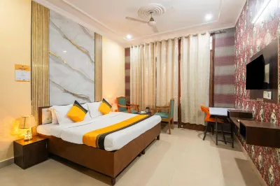 Itsy Hotels Saina Stay Near 32 Milestone Hotels in Old Gurgaon