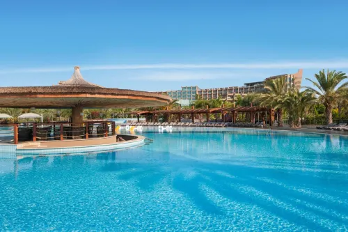 Noahs Ark Deluxe Hotel Spa - Pet friendly