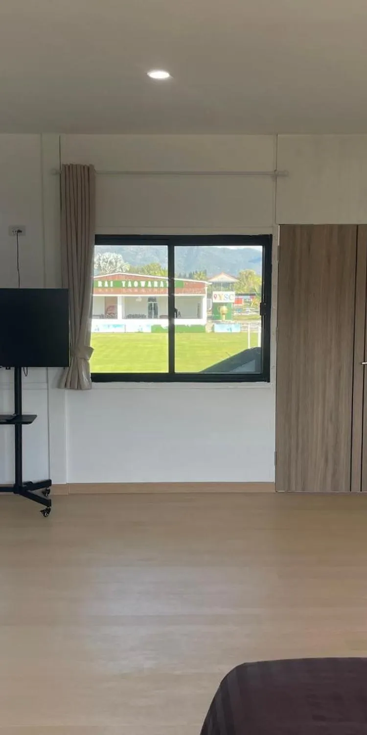 ห้องสำหรับ 4 ท่าน มีวิวภูเขา