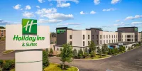 Holiday Inn & Suites SYRACUSE AIRPORT - LIVERPOOL by IHG - Parking