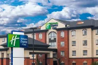 Holiday Inn Express & Suites Slave Lake Hotels in Slave Lake