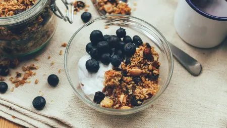 Holiday Inn & Suites Sapporo Odori Park by IHG Отели рядом с достопримечательностью «Kotoni Shrine»