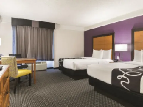 Howard Johnson by Wyndham Sacramento Downtown Hotels in Sacramento