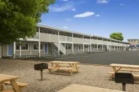 Days Inn by Wyndham West Yarmouth/Hyannis Cape Cod Area