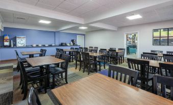 Days Inn by Wyndham Sandusky / Cedar Point