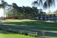 The Inn at Houndslake - parking