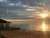 Breakers Resort - Lakeside - Beach