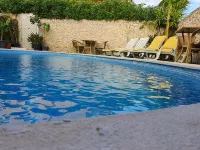 Ocean View Lagos - Pools