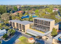 Wonil Hotel Perth - Handwritten Collection Hotels in Como