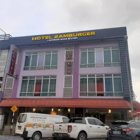 Lavender Inn Nusa Bestari Отели рядом с достопримечательностью «Торговый центр Перлинг»