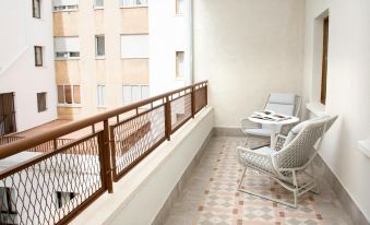 Prisma Suites