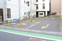 ビジネスホテル雷鳥 - 駐車場