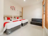 RedDoorz near Palembang Trade Center