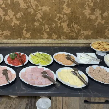 Yerevan Deluxe Hotel
