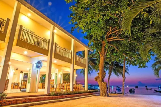 Ananda Villa Отели рядом с достопримечательностью «Sup Tao, Stand Up Paddle Boarding»