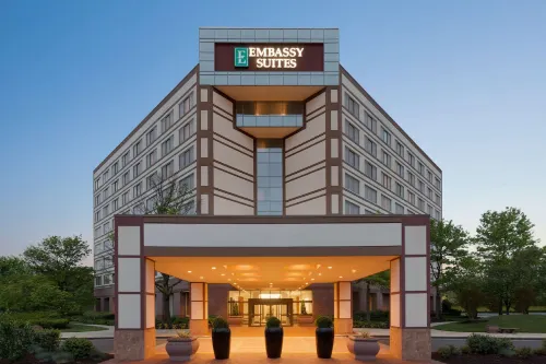 Embassy Suites by Hilton Baltimore at BWI Airport Hotels in Elkridge