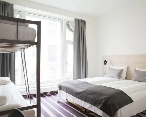 Citybox Oslo Hotels near CIENS