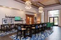 Hampton Inn & Suites East Lansing/Okemos - breakfast