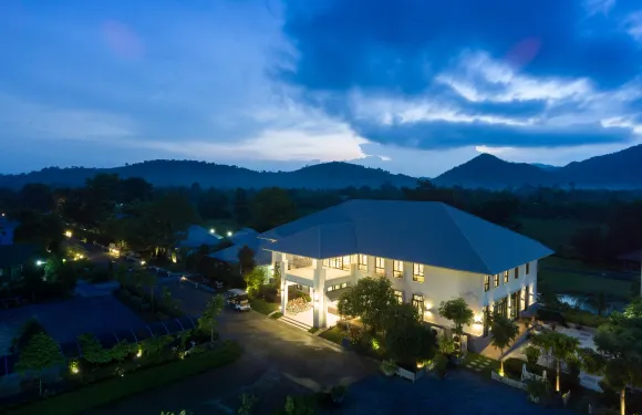 麋鹿公園度假村