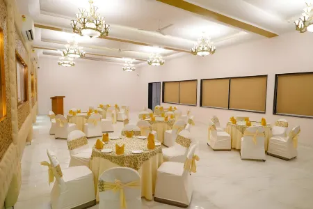 Hunky Dory Resort and Spa