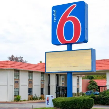 Motel 6 Palestine, TX
