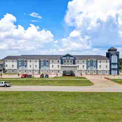 Sonesta Essential la Porte Hotel Exterior